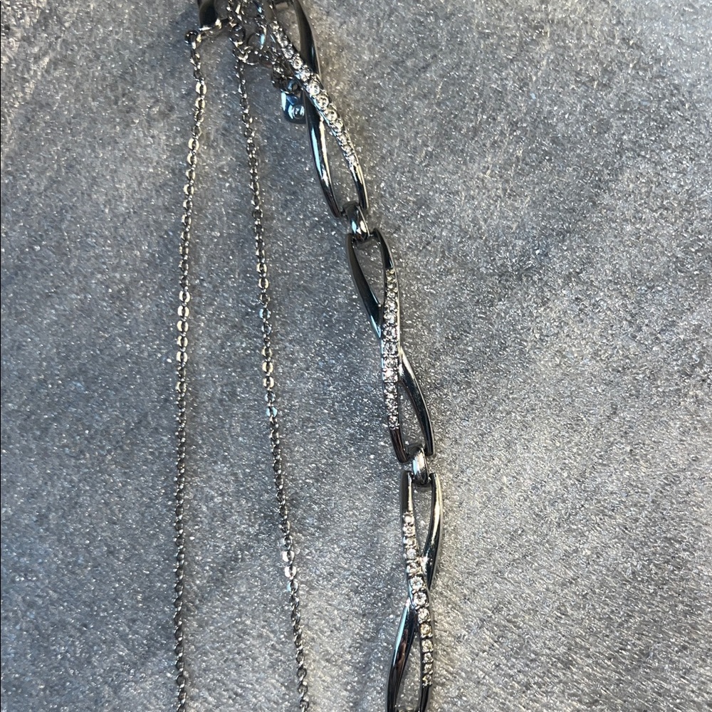 Elegant Silver Women's Necklace Swarovski and bracelet